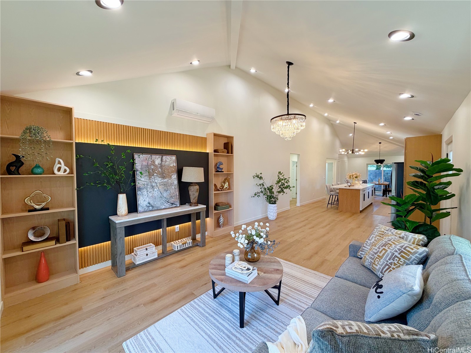 ソルトレイク | 95-284 Hakupokano Loop, Mililani, HI 96789