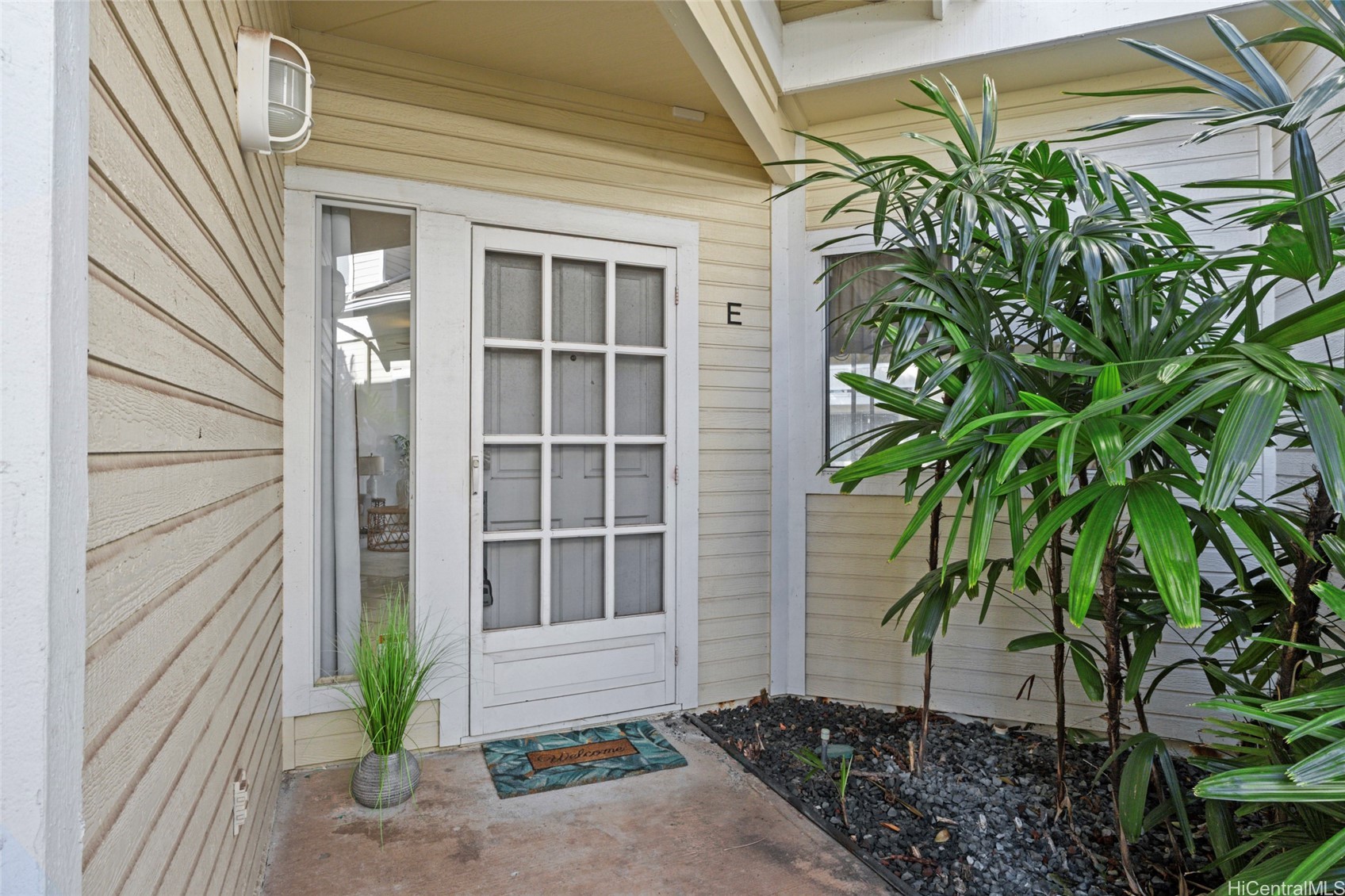 エバ | 91-999 Laaulu Street, Ewa Beach, HI 96706