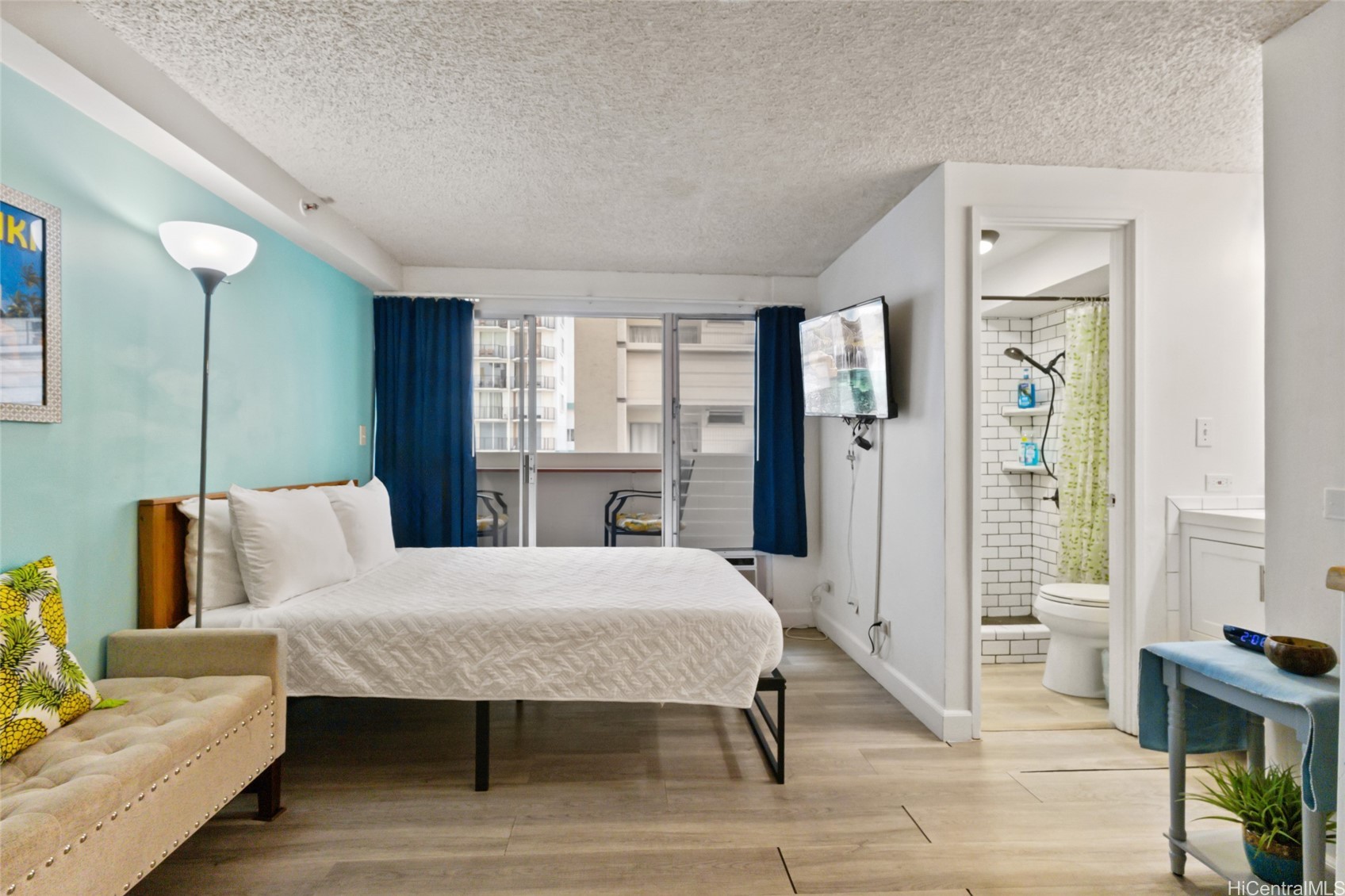 ワイキキ | 2463 Kuhio Avenue, Honolulu, HI 96815